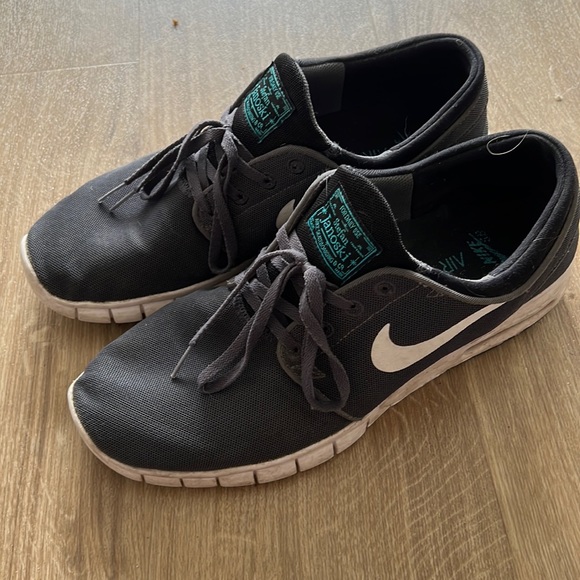 NIKE Air Stefan Janoski sneakers size 11 - Picture 1 of 4